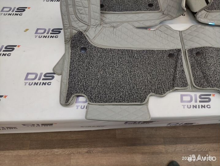 Ковры салона 3D Toyota Land Cruiser 100 и lx470