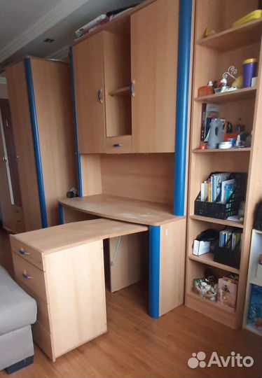 Письменный стол с полками бу