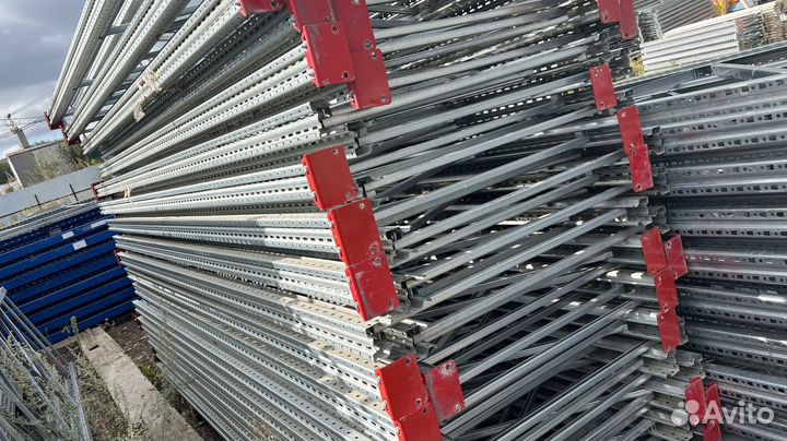 Стеллажи б/у для склада