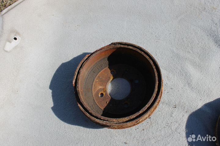 Hyundai Accent барабан задний левый.правый