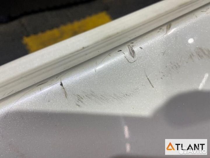 Бампер задний toyota wish