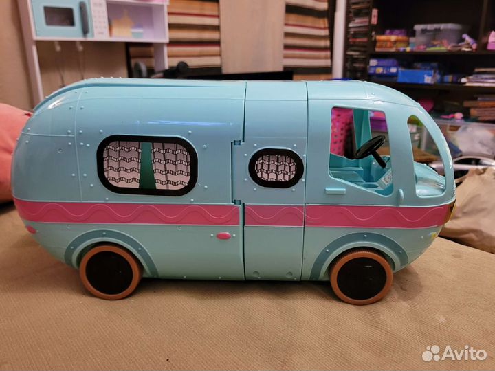 Автобус лол, LOL