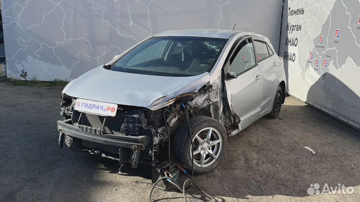 Стекло двери задней левой Hyundai i30 (GD) 83411A6000