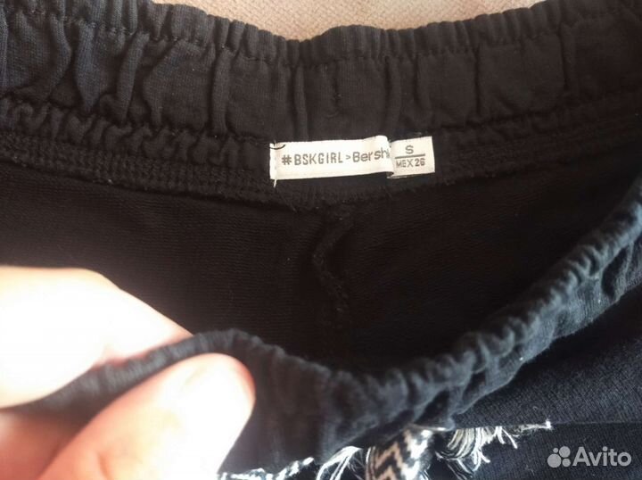 Шорты bershka,размер S