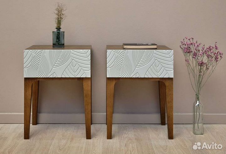 Тумба прикроватная
