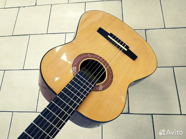 Классическая гитара Hohner