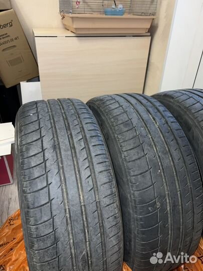 Triangle Sportex TSH11 215/55 R17 94Y