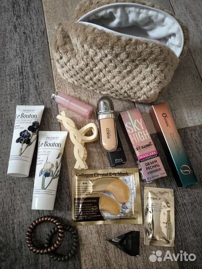 Косметичка с косметикой новое