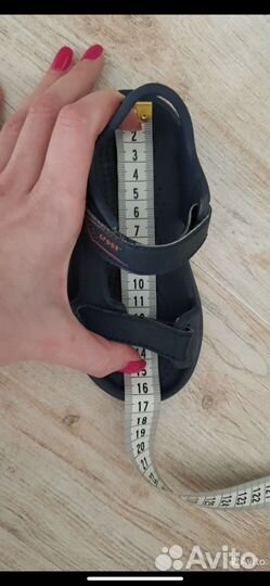 Сандалии для мальчика crocs