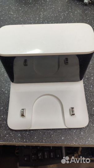 Зарядка на робот пылесос