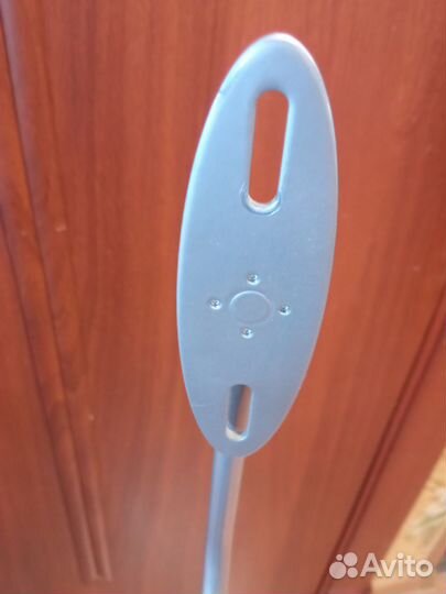 Стойки для акустики