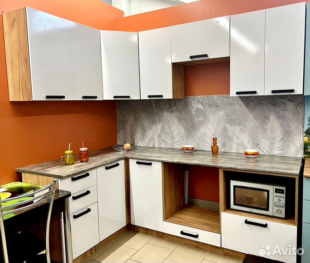 Кухонный гарнитур модульный белый новый