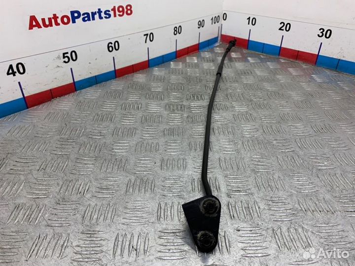 Упор капота Nissan X-Trail T32 MR20DD 2016