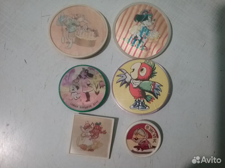 Значки разные