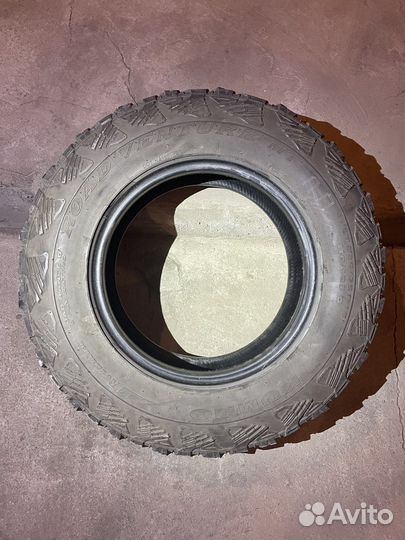 Kumho Road Venture M/T KL71 225/75 R16 110Q