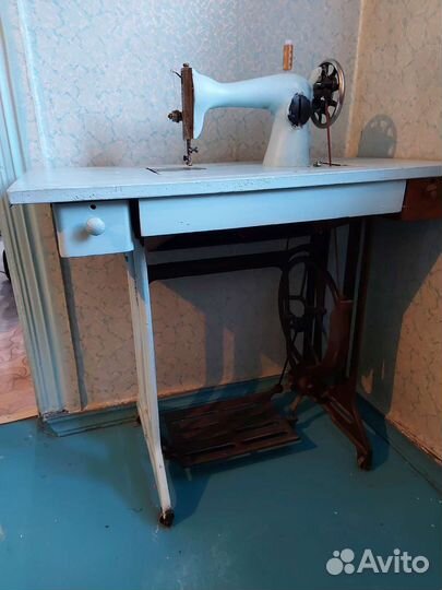 Швейная машина подольск ножная