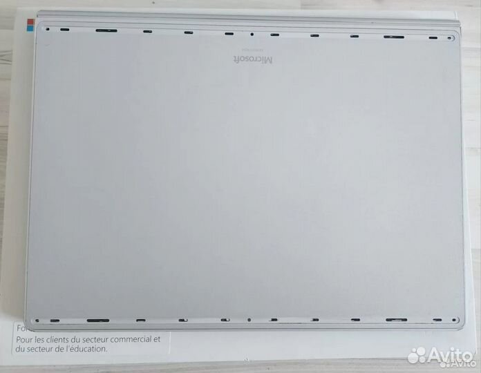 Microsoft Surface Book 2 13.5, 256 гб, Core i5, RA