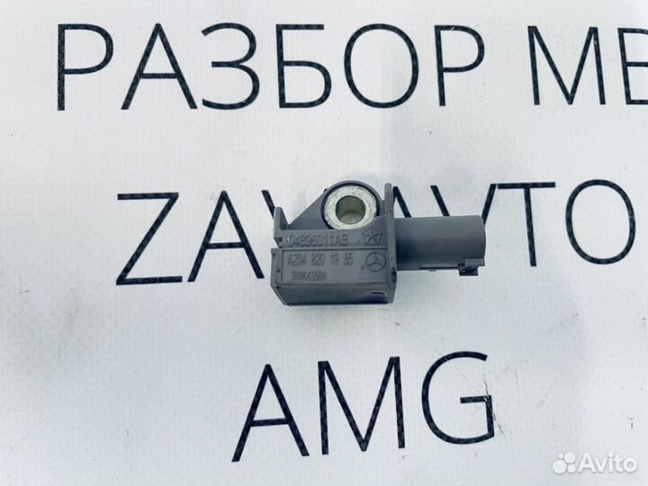 Датчик удара Mercedes W204