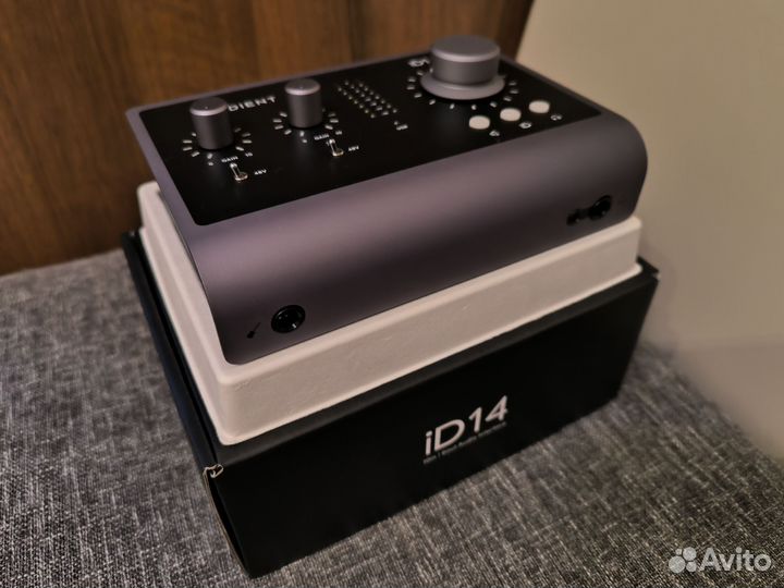 Аудиоинтерфейс Audient ID 14 mark II