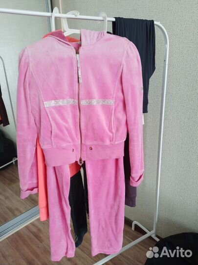 Костюмы спортивные,домашние