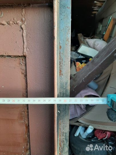 Ворота гаражные металлические