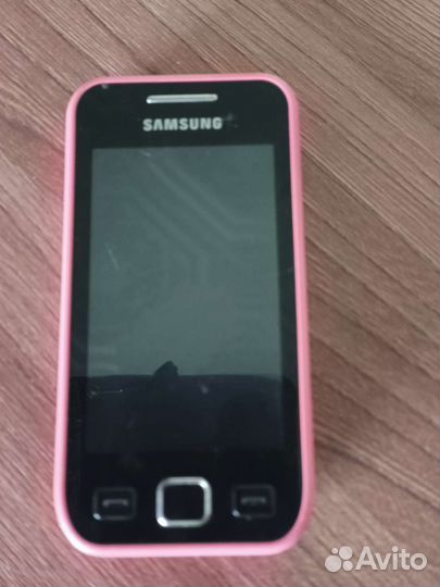 Телефон Samsung