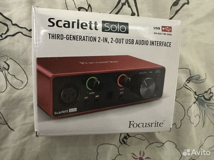Внешняя звуковая карта focusrite Scarlett Solo