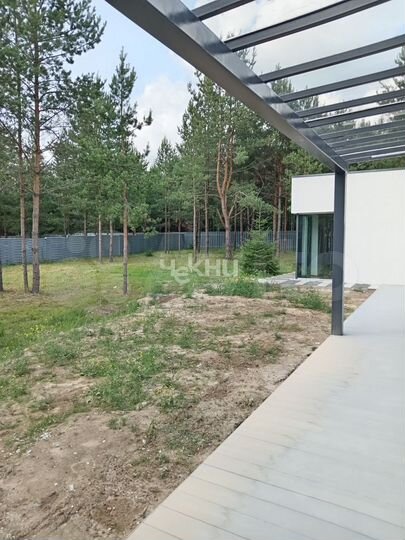 Дом 176 м² на участке 25 сот.