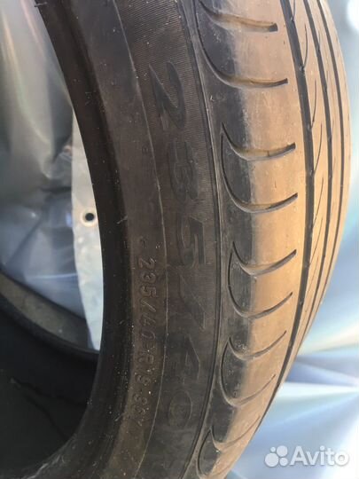 Pirelli Powergy 235/40 R19