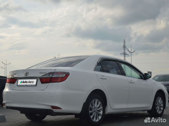 Toyota Camry 2.5 AT, 2015, 70 000 км