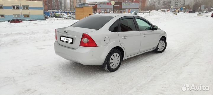 Ford Focus 1.6 МТ, 2009, 273 000 км