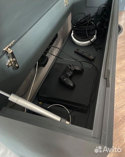 Декоративный камин с ящиком