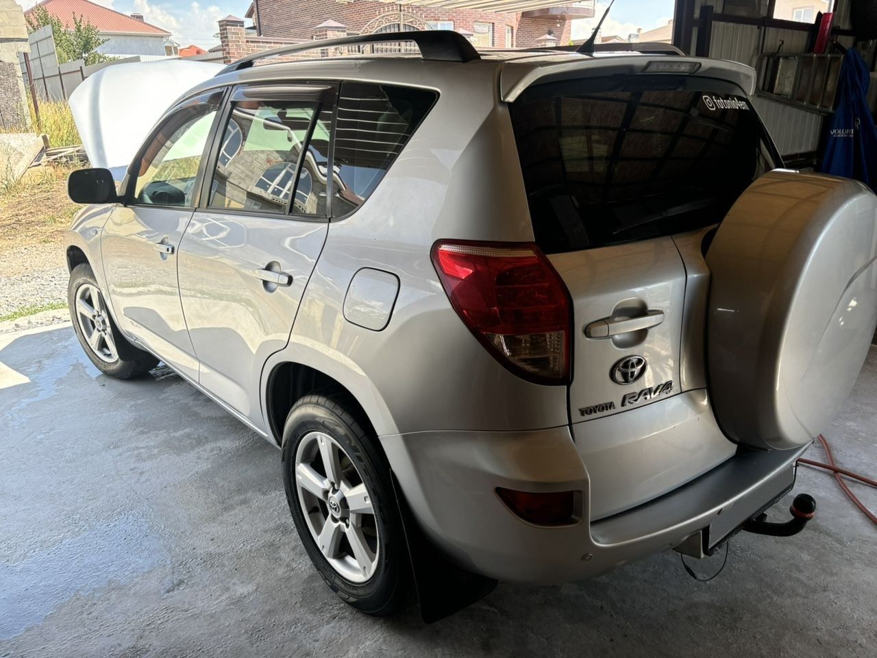 Toyota RAV4: фото владельца
