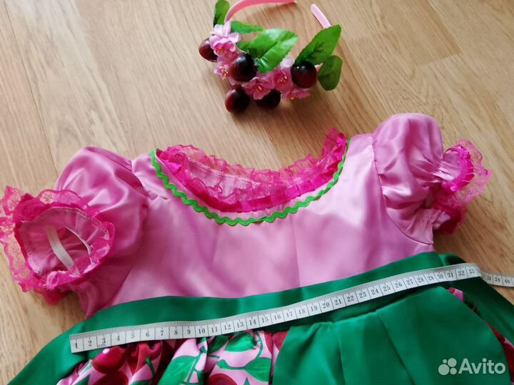 Нарядное платье Вишенка