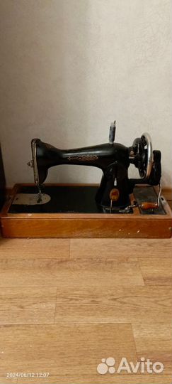 Швейная машина Подольск ручная СССР