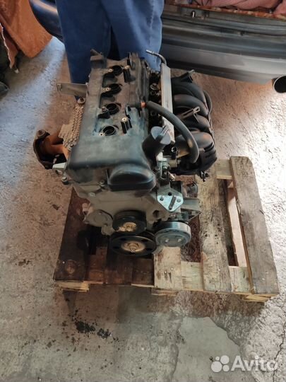 Двигатель на mitsubishi lancer 10