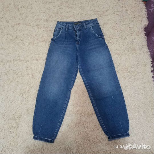Джинсы женские