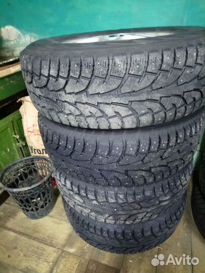 Резина на дисках r16