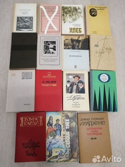 Книги \ цена за книгу 30р