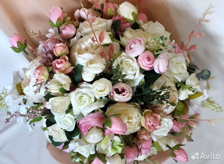 Интерьерная композиция из искусственных растений