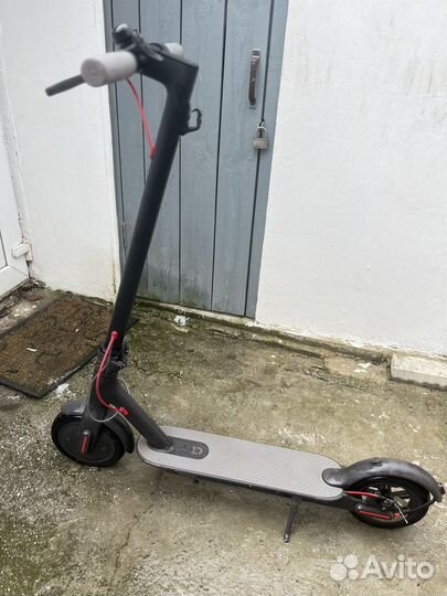 Электросамокат Xiaomi Mi Electric Scooter 1S
