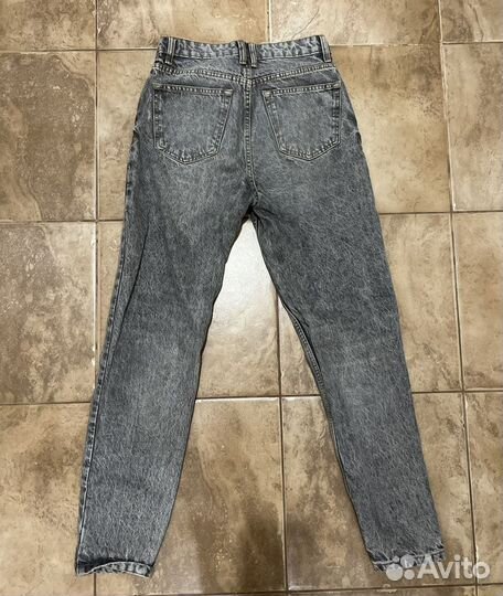 Джинсы bershka, MOM. EUR 34