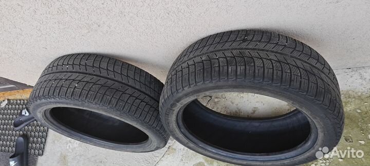 Michelin X-Ice XI3 235/45 R18 98H