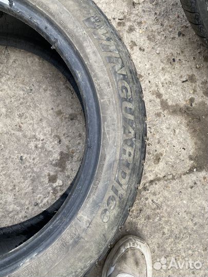 Roadstone Winguard Ice 215/55 R17