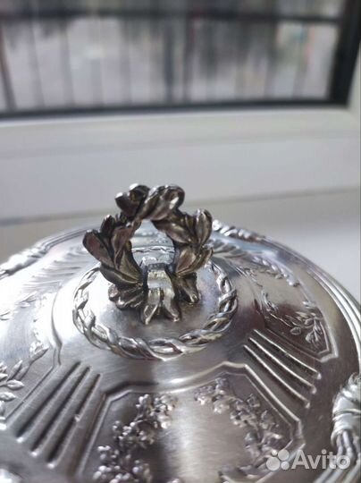 Сахарница из Франции с узорами