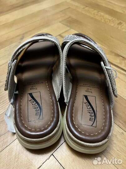 Женские Шлепки кожаные