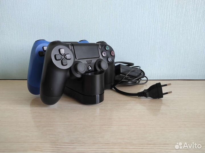 Зарядная станция для геймпадов ps4 (док станция)