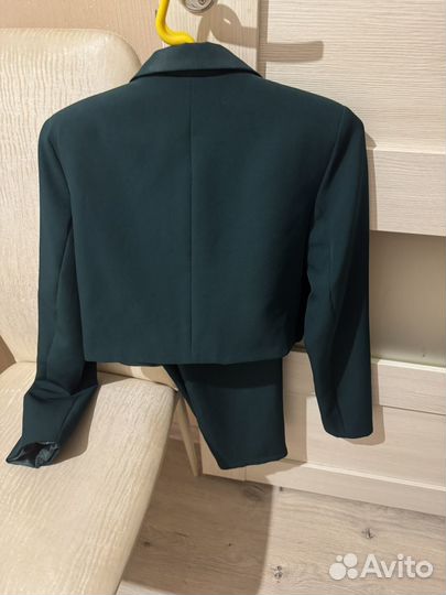 Брючный костюм женский 42 44