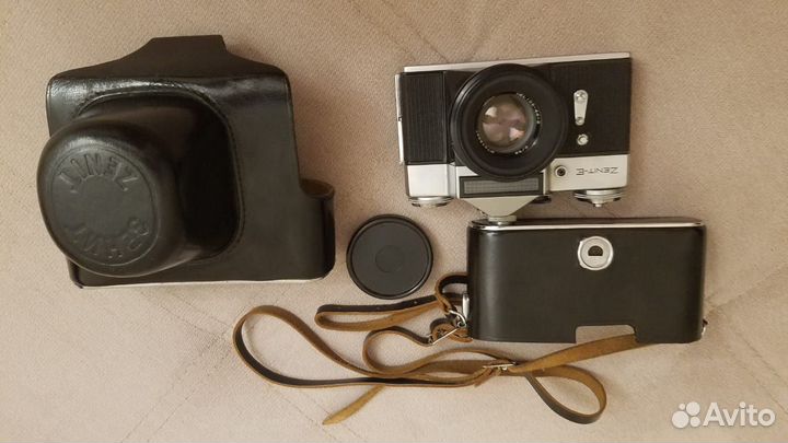 Фотоаппарат Зенит-Е в коробке