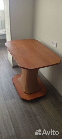 Кухонный стол бу